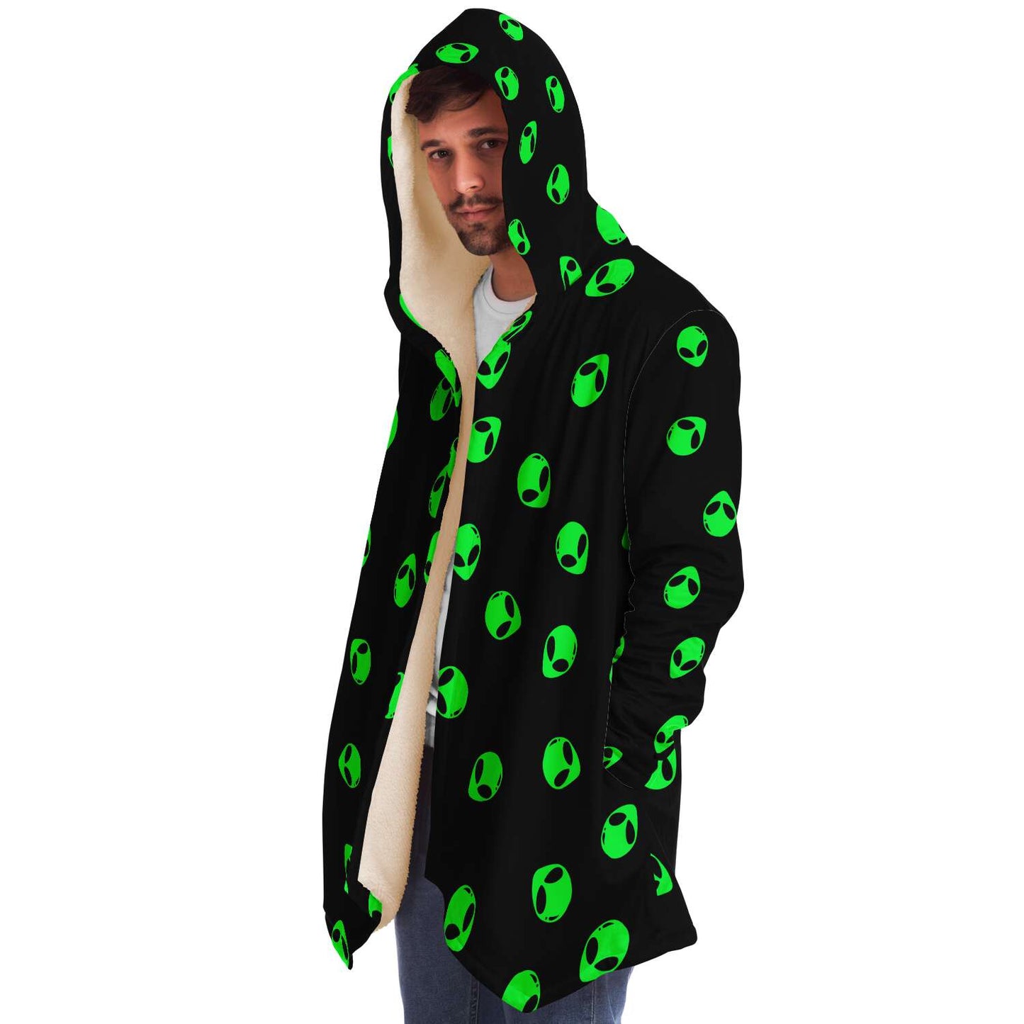 Alienator cloak