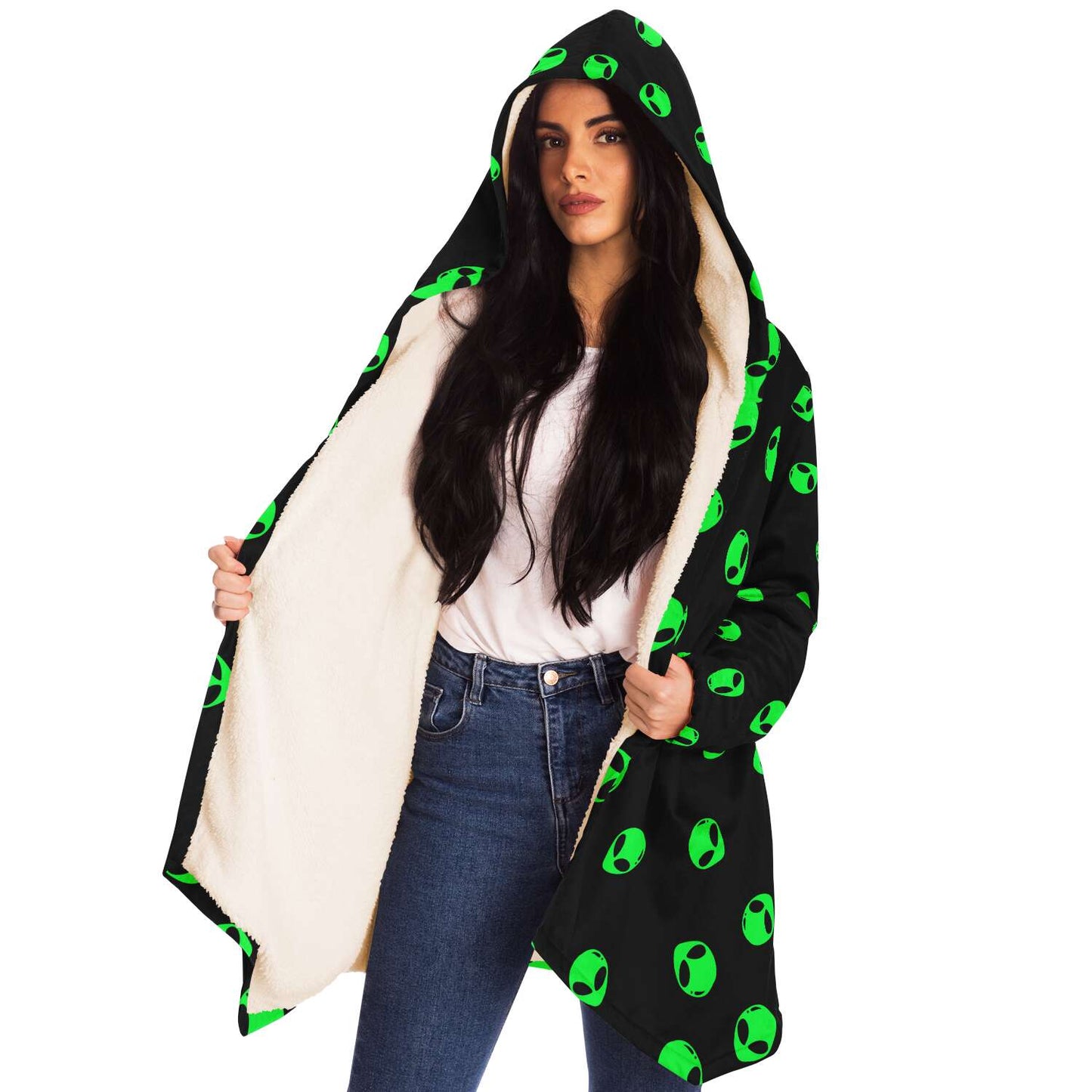 Alienator cloak