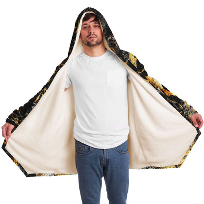 Marbled in gold cloak