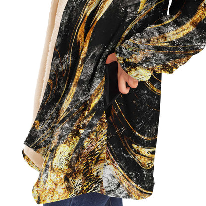 Marbled in gold cloak