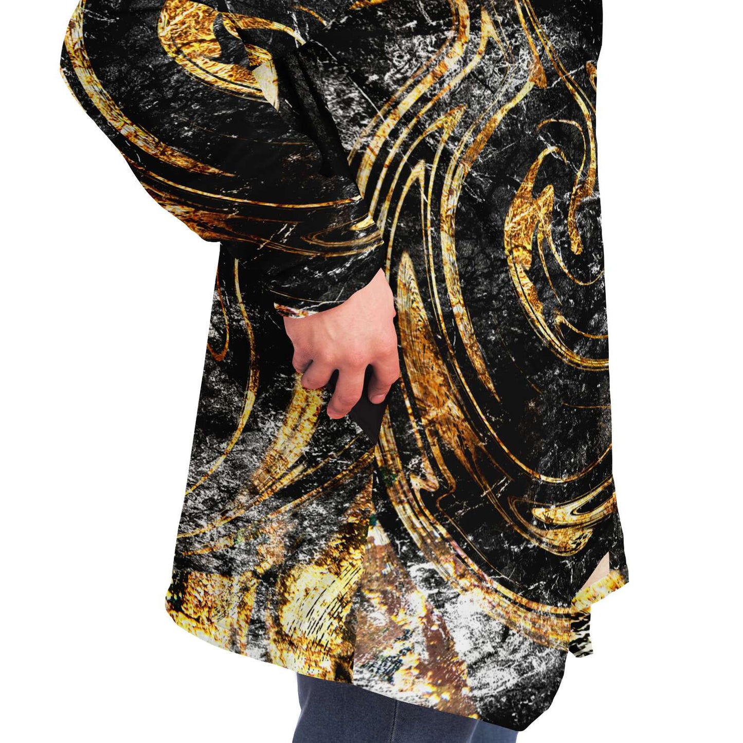 Marbled in gold cloak