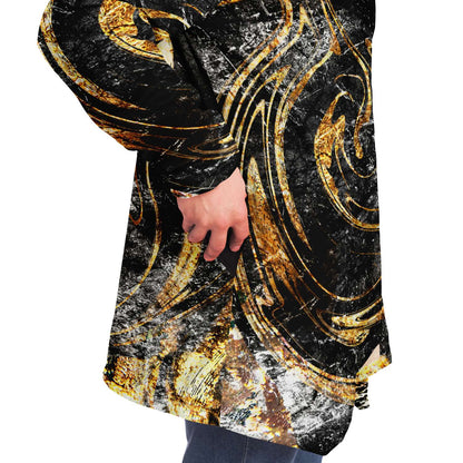 Marbled in gold cloak