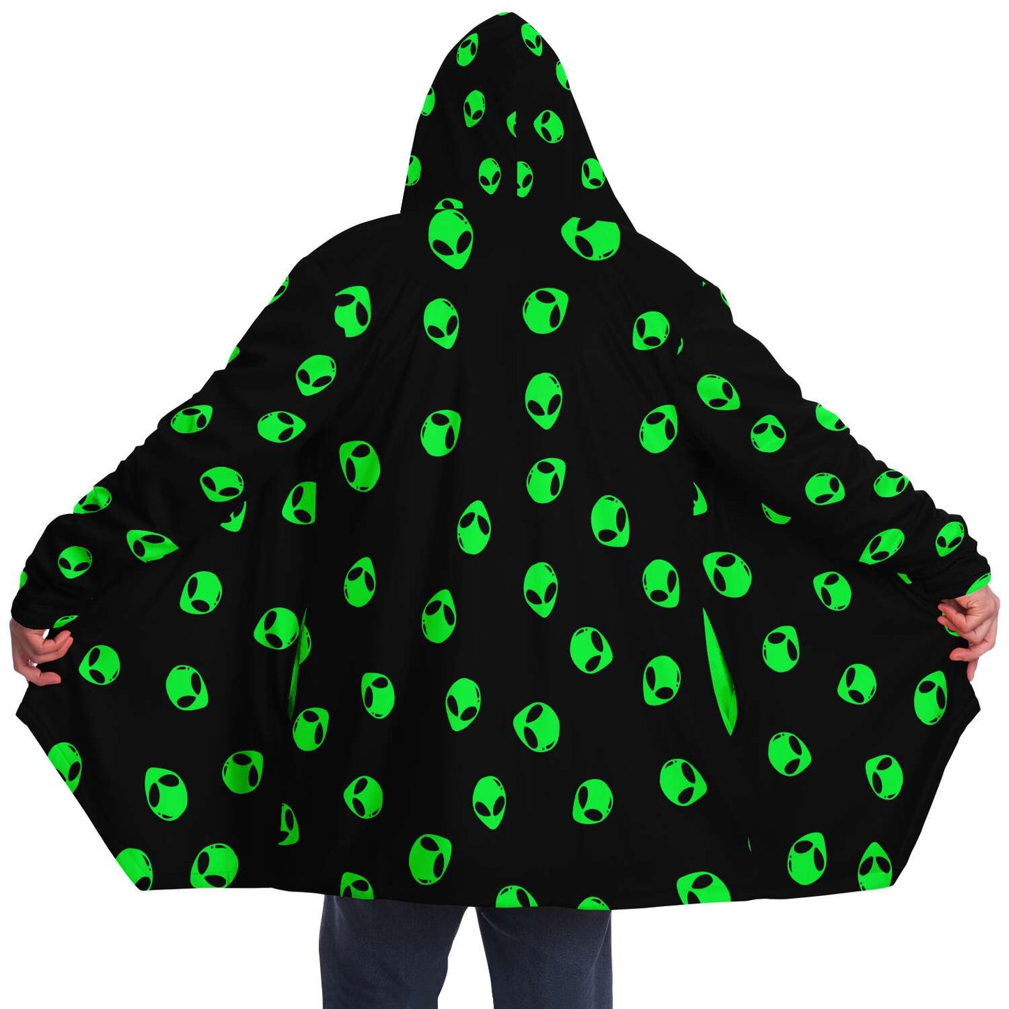 Alienator cloak