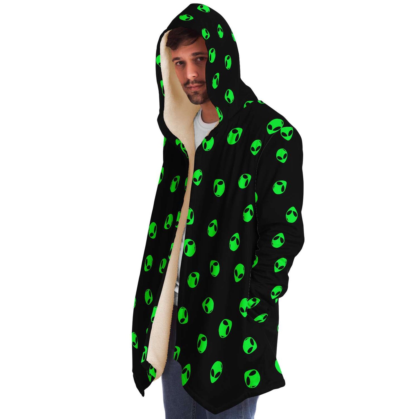 Alienator cloak V2