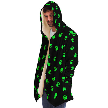 Alienator cloak V2