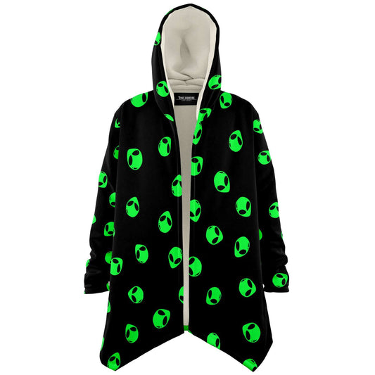 Alienator cloak